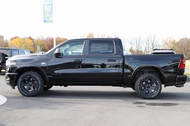 New 2026 RAM 1500 4x4 Crew Cab image 4