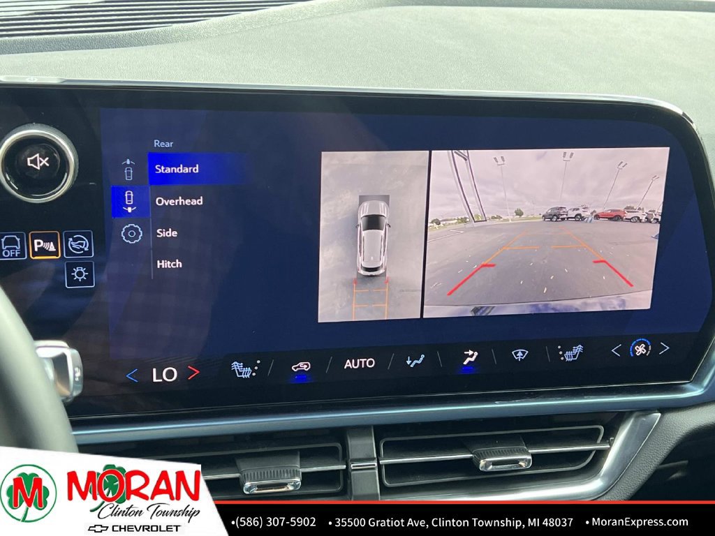 Used 2024 Chevrolet Equinox EV LT FWD image 22