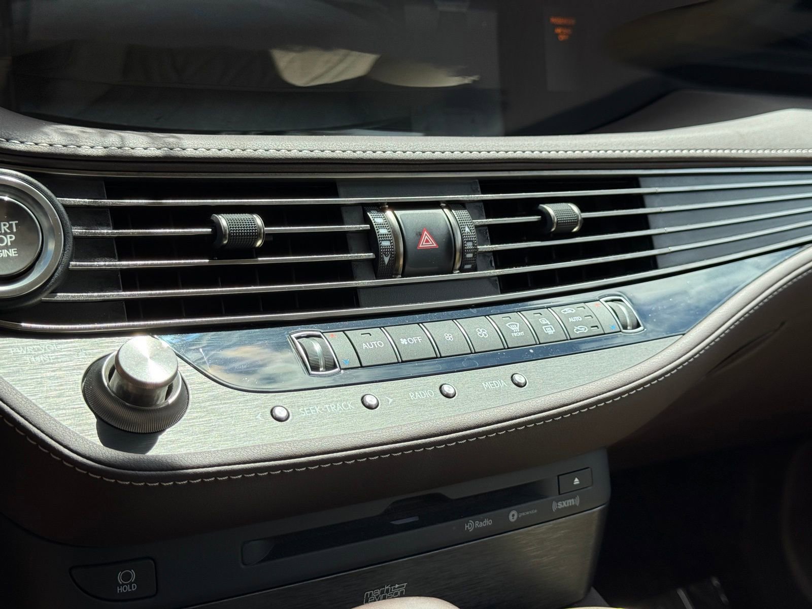Used 2020 Lexus LS 500 w/ Interior Upgrade Package RWD image 22