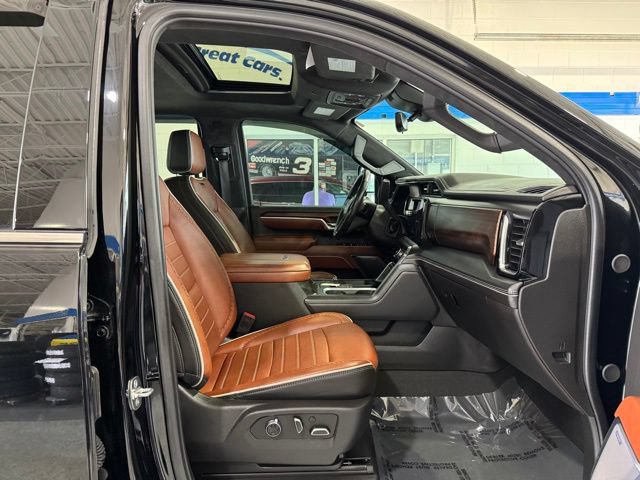 Used 2024 GMC Sierra 2500 Denali Ultimate AWD/4WD image 15