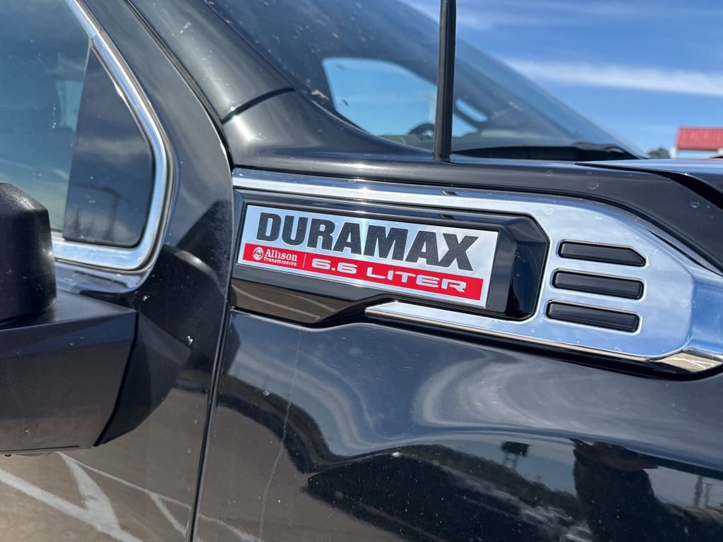 Used 2024 GMC Sierra 2500 SLT w/ SLT Premium Package image 5