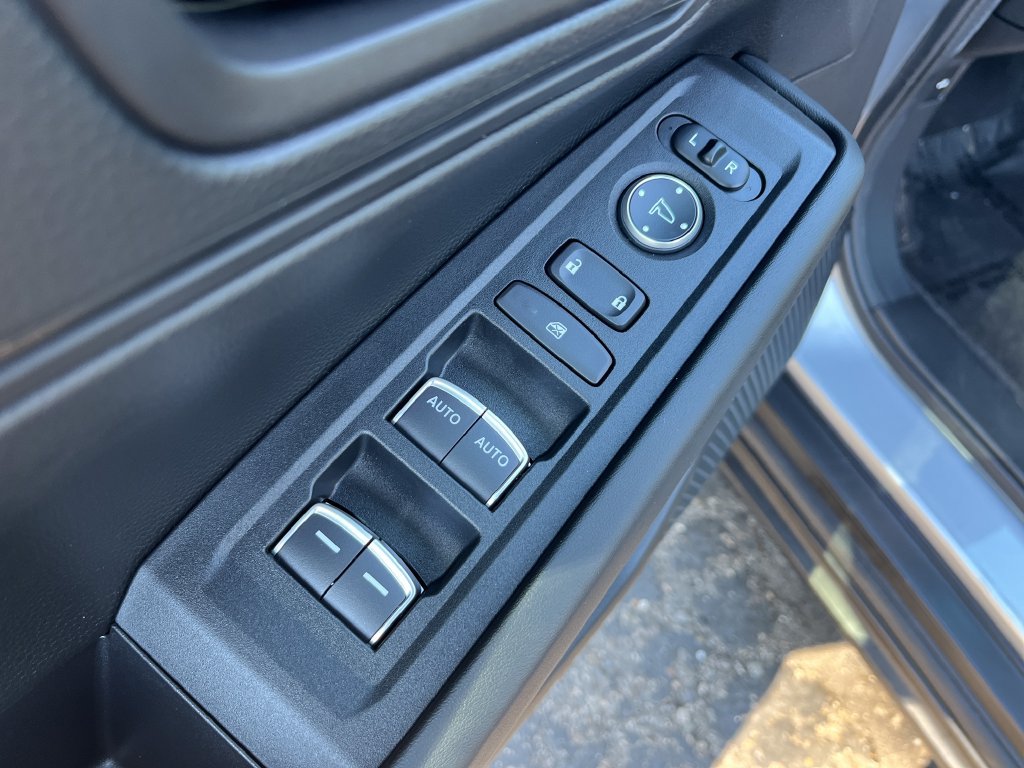 Used 2025 Honda Accord LX image 11