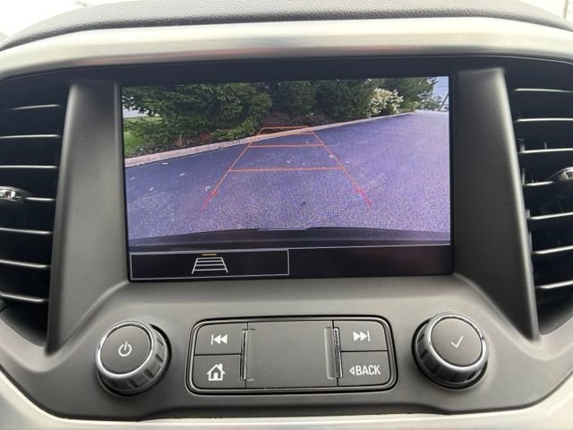 Used 2022 GMC Acadia SLE w/ LPO, Floor Liner Package FWD image 37