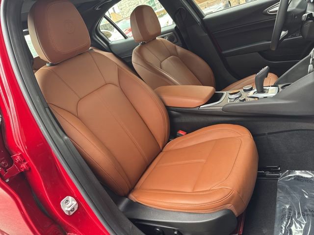 Used 2023 Alfa Romeo Giulia Ti w/ Active Assist Plus Package image 19