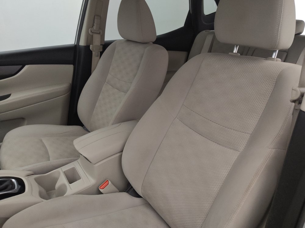 Used 2018 Nissan Rogue Sport SV FWD image 17