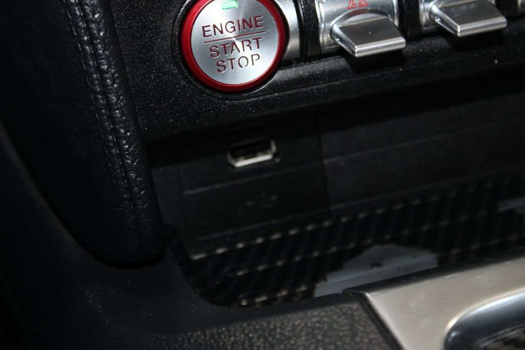 Used 2021 Ford Mustang Premium RWD image 34