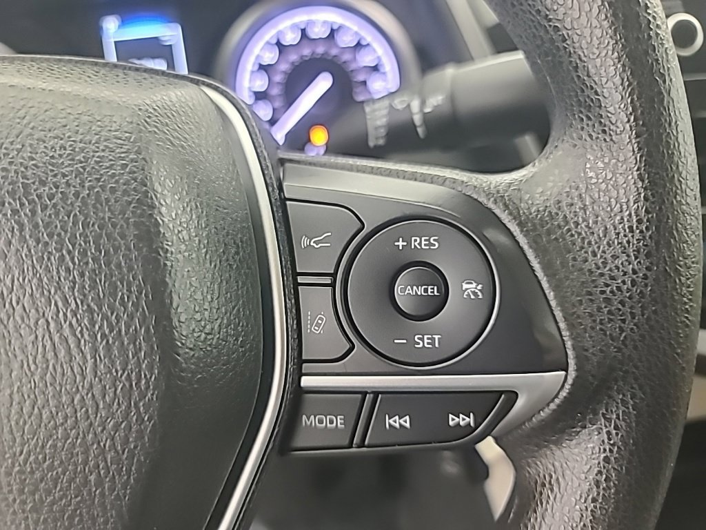 Used 2024 Toyota Camry LE FWD image 30