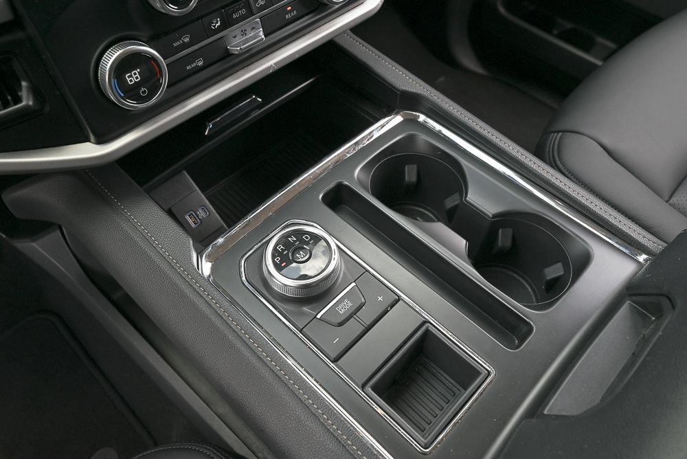 Used 2024 Ford Expedition XLT RWD image 23