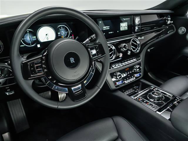 Used 2025 Rolls-Royce Ghost AWD/4WD image 22