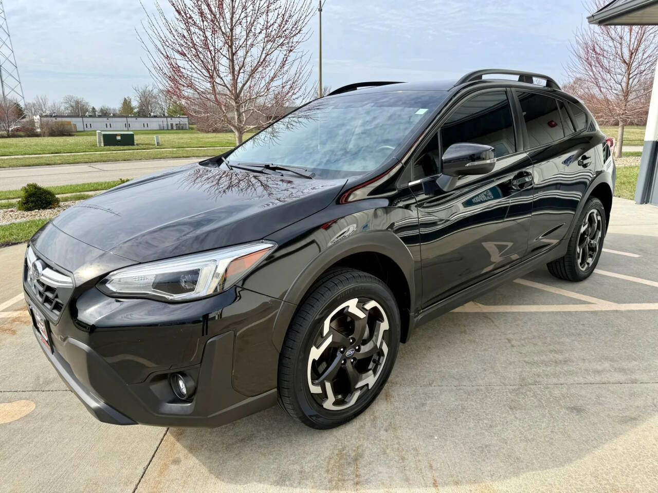 Used 2022 Subaru Crosstrek 2.5i Limited w/ Moonroof Package 2 image 4