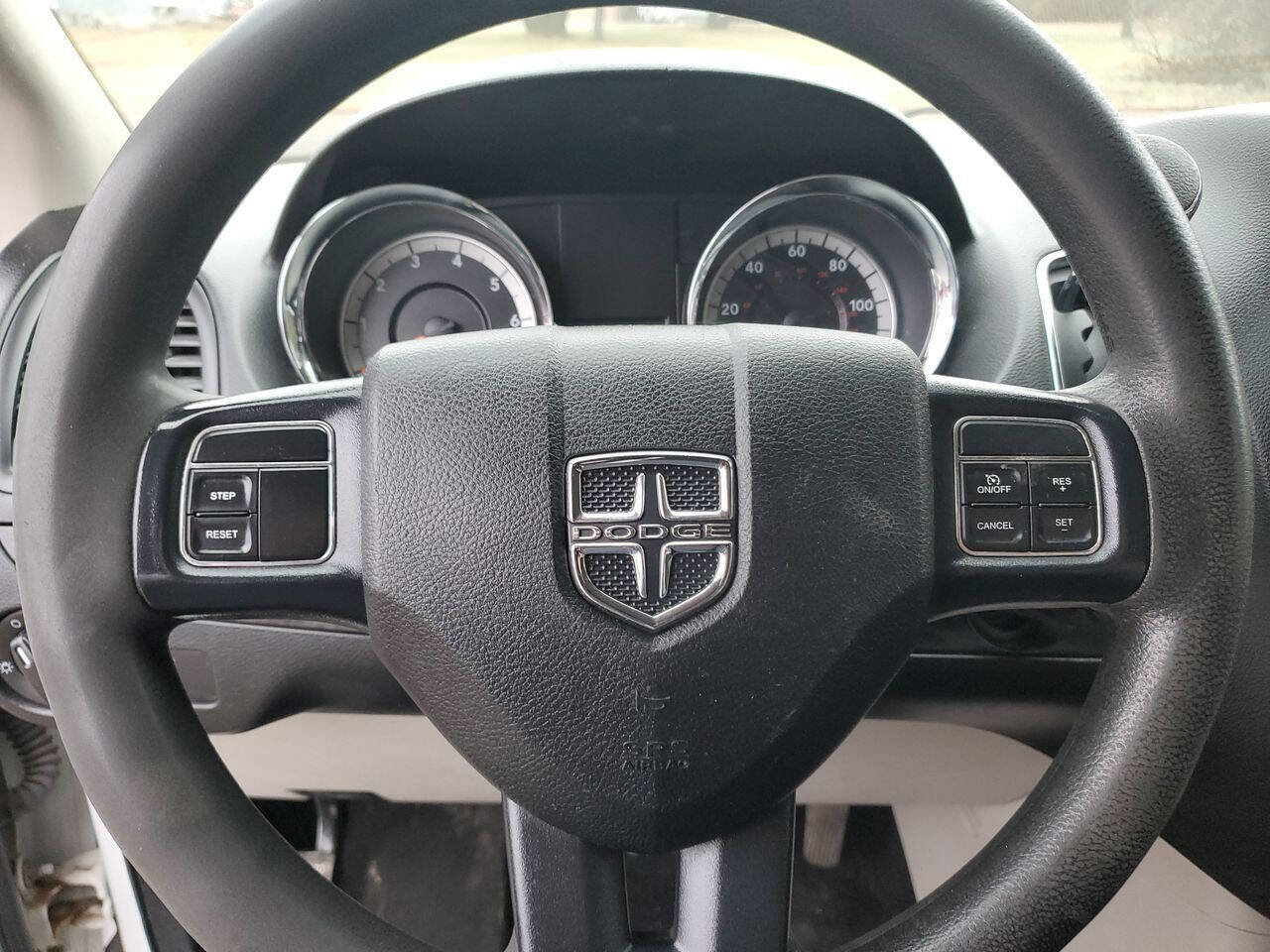 Used 2019 Dodge Grand Caravan SE image 14