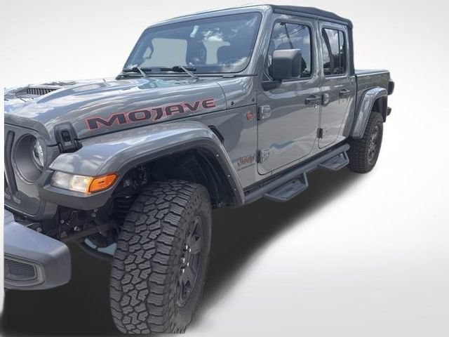 Used 2023 Jeep Gladiator Mojave w/ Trailer Tow Package AWD/4WD image 3