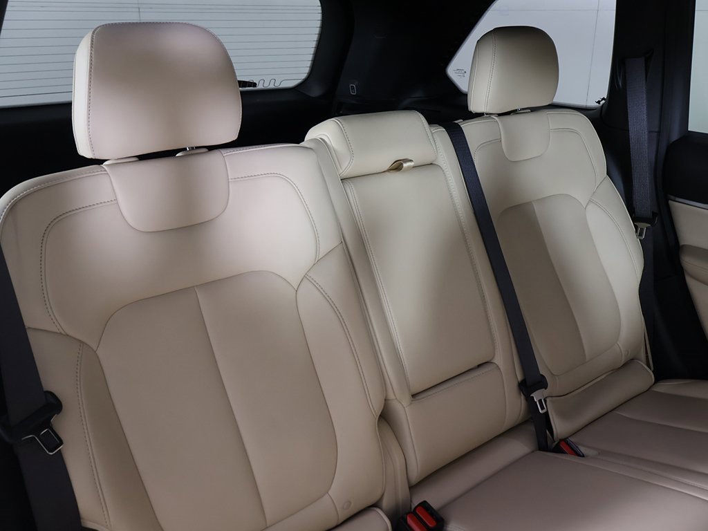 Used 2024 Jeep Grand Cherokee Limited image 34