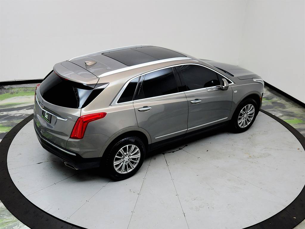 Used 2017 Cadillac XT5 Luxury w/ Driver Awareness Package FWD image 34