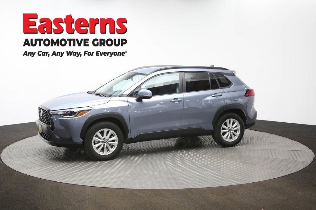 Used 2024 Toyota Corolla Cross LE image 56