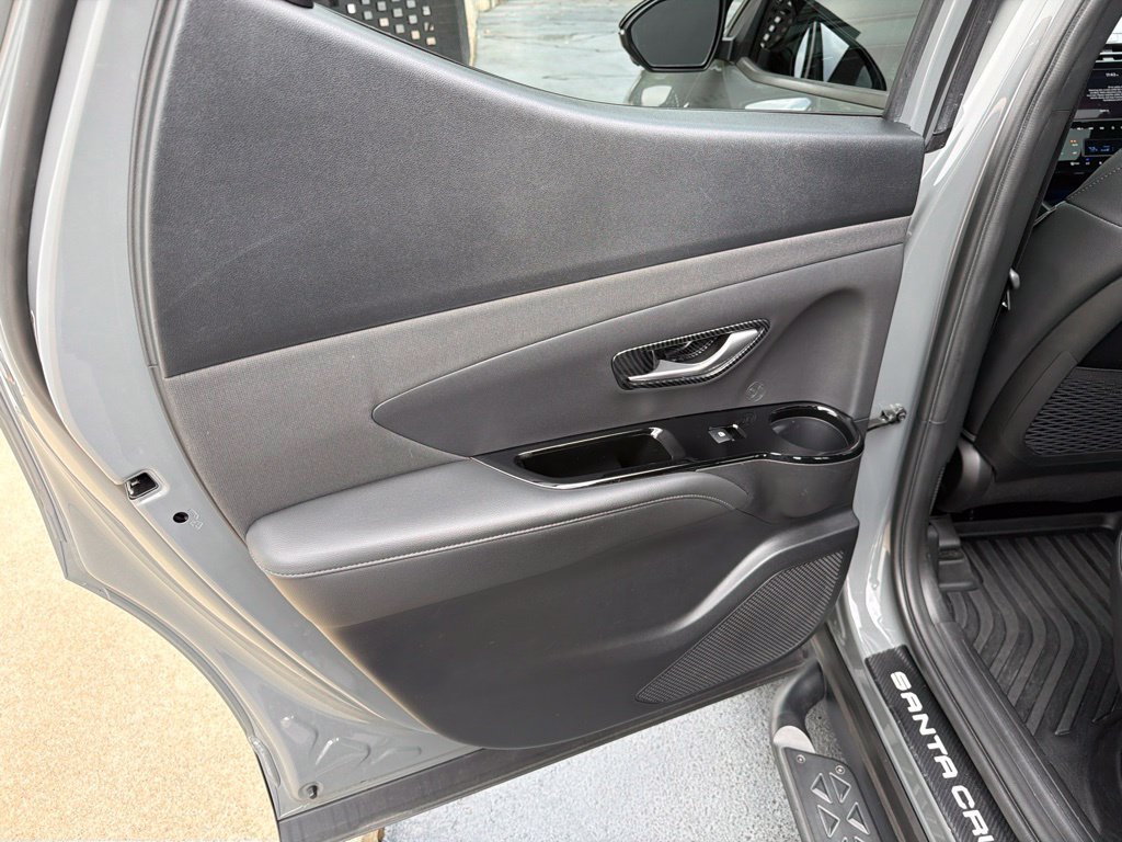 Used 2022 Hyundai Santa Cruz Limited AWD/4WD image 37