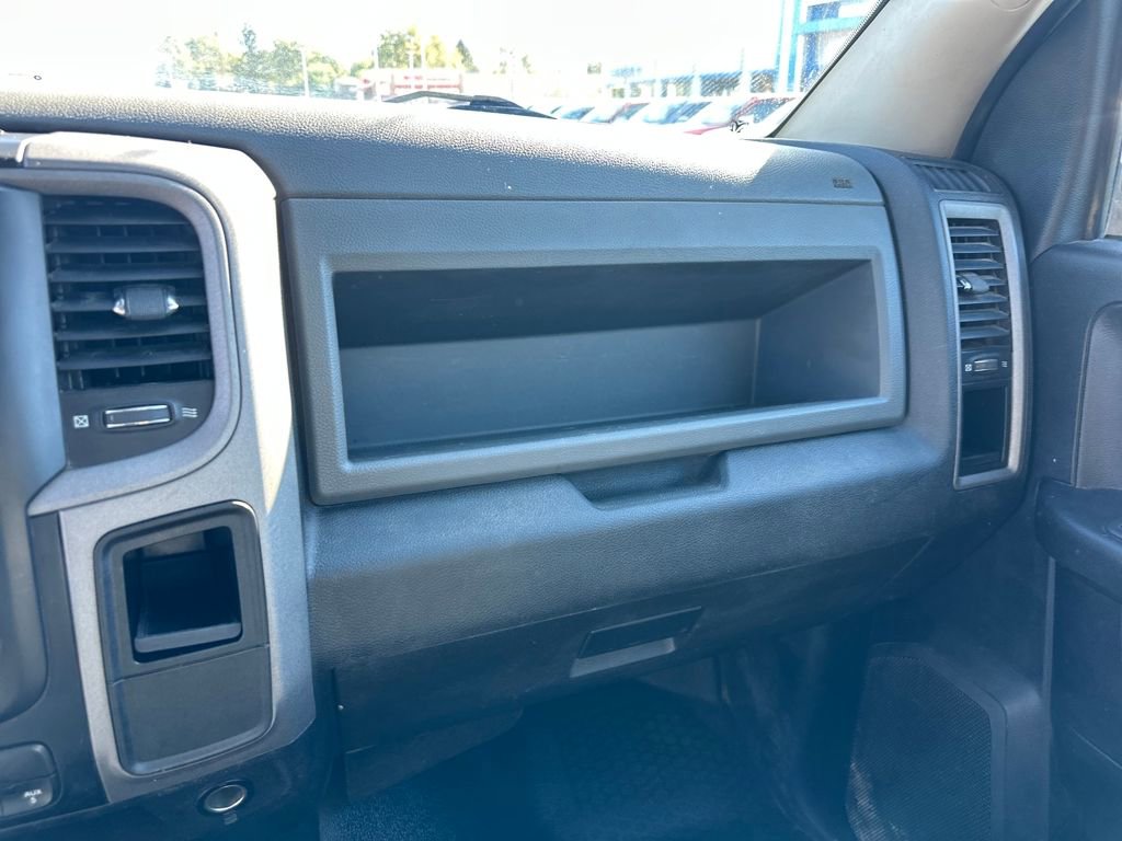 Used 2016 RAM 3500 Tradesman w/ Chrome Appearance Group image 22