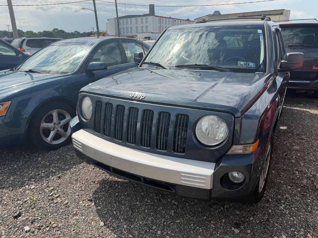 Used 2008 Jeep Patriot Limited AWD/4WD image 4