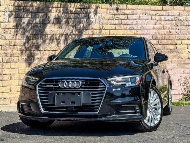 Used 2017 Audi A3 e-tron Premium image 3