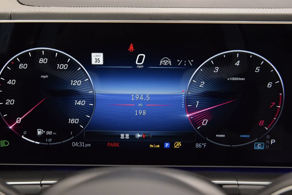 Used 2026 Mercedes-Benz Maybach GLS 600 4MATIC image 27