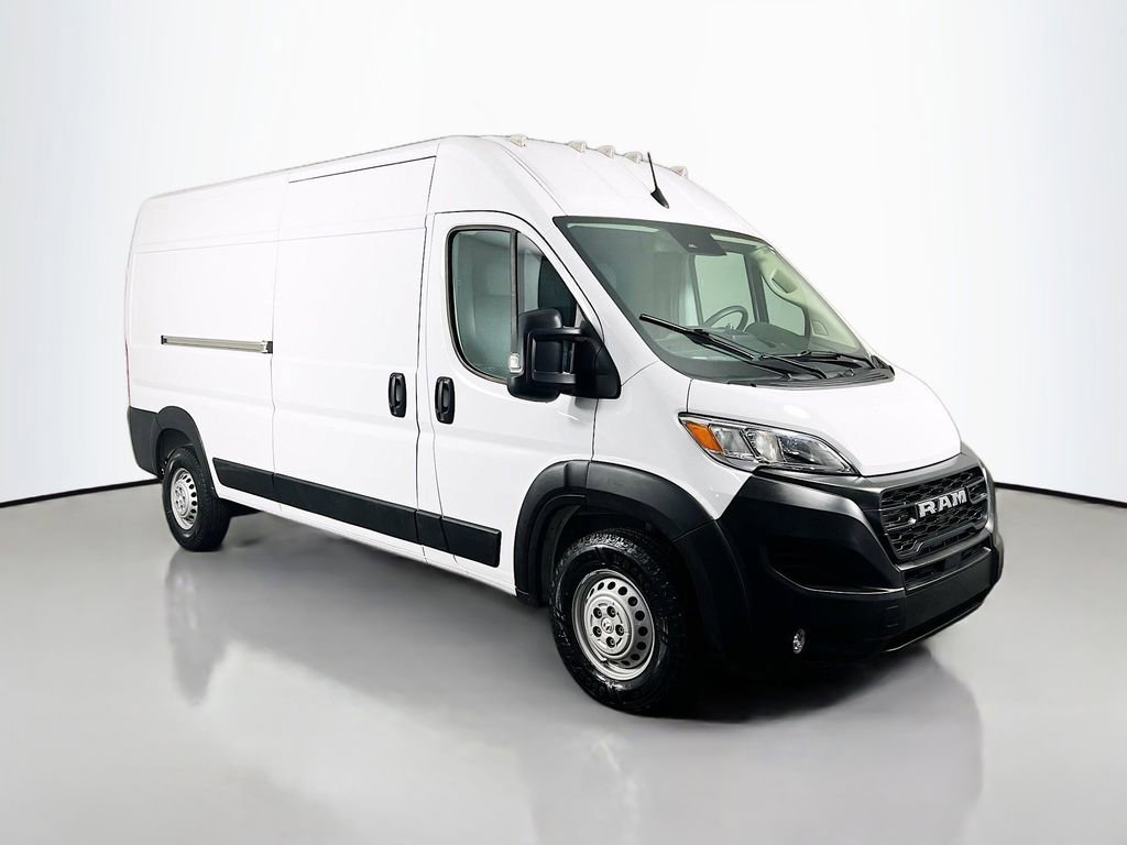 Used 2024 RAM ProMaster 2500 w/ Convenience Group FWD image 3