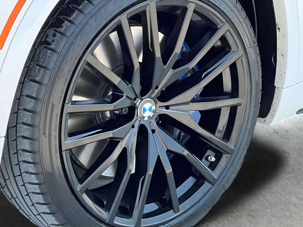 Used 2020 BMW X5 M50i w/ Executive Package AWD/4WD image 38