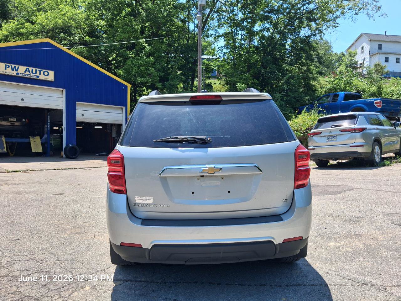 Used 2017 Chevrolet Equinox LT w/ Convenience Package AWD/4WD image 4
