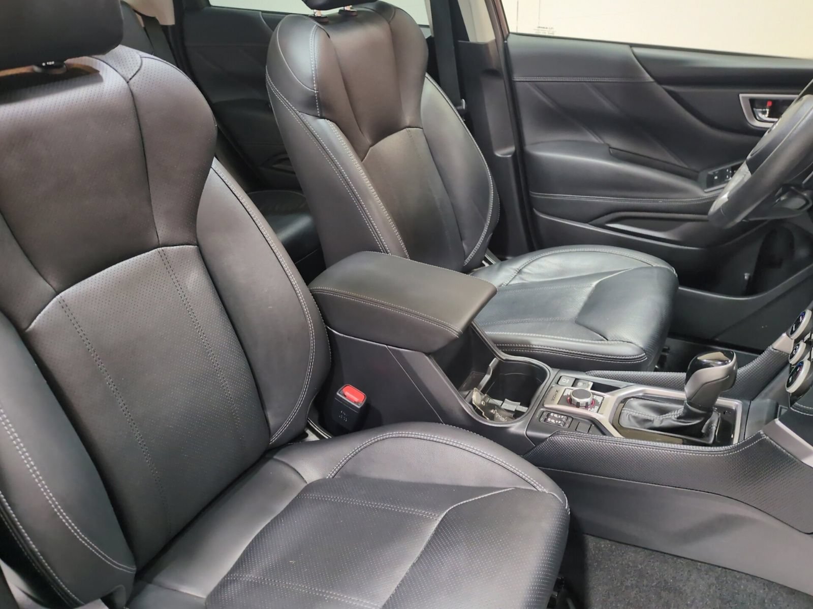 Certified 2021 Subaru Forester Limited AWD/4WD image 11