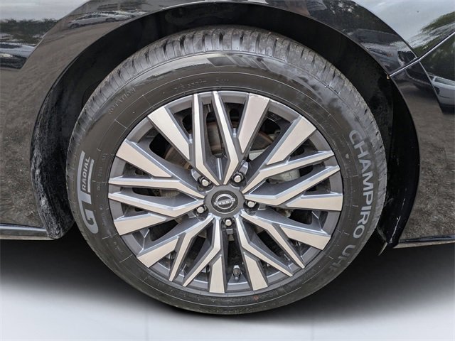 Used 2023 Nissan Altima 2.5 SV image 10