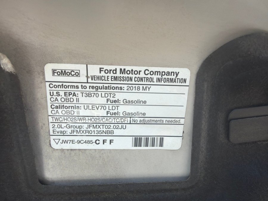 Used 2018 Ford Edge SEL w/ Equipment Group 201A FWD image 25