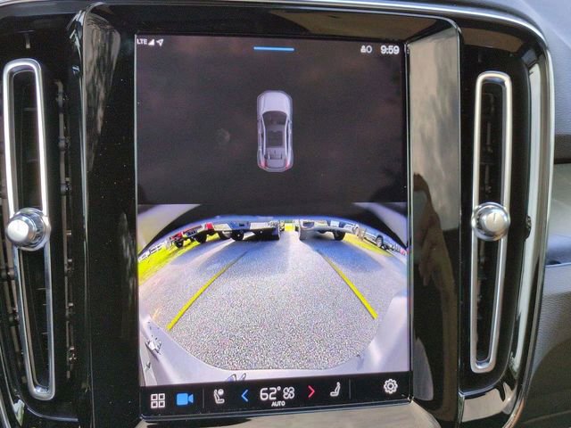 Used 2024 Volvo C40 Recharge Core w/ Climate Package image 19