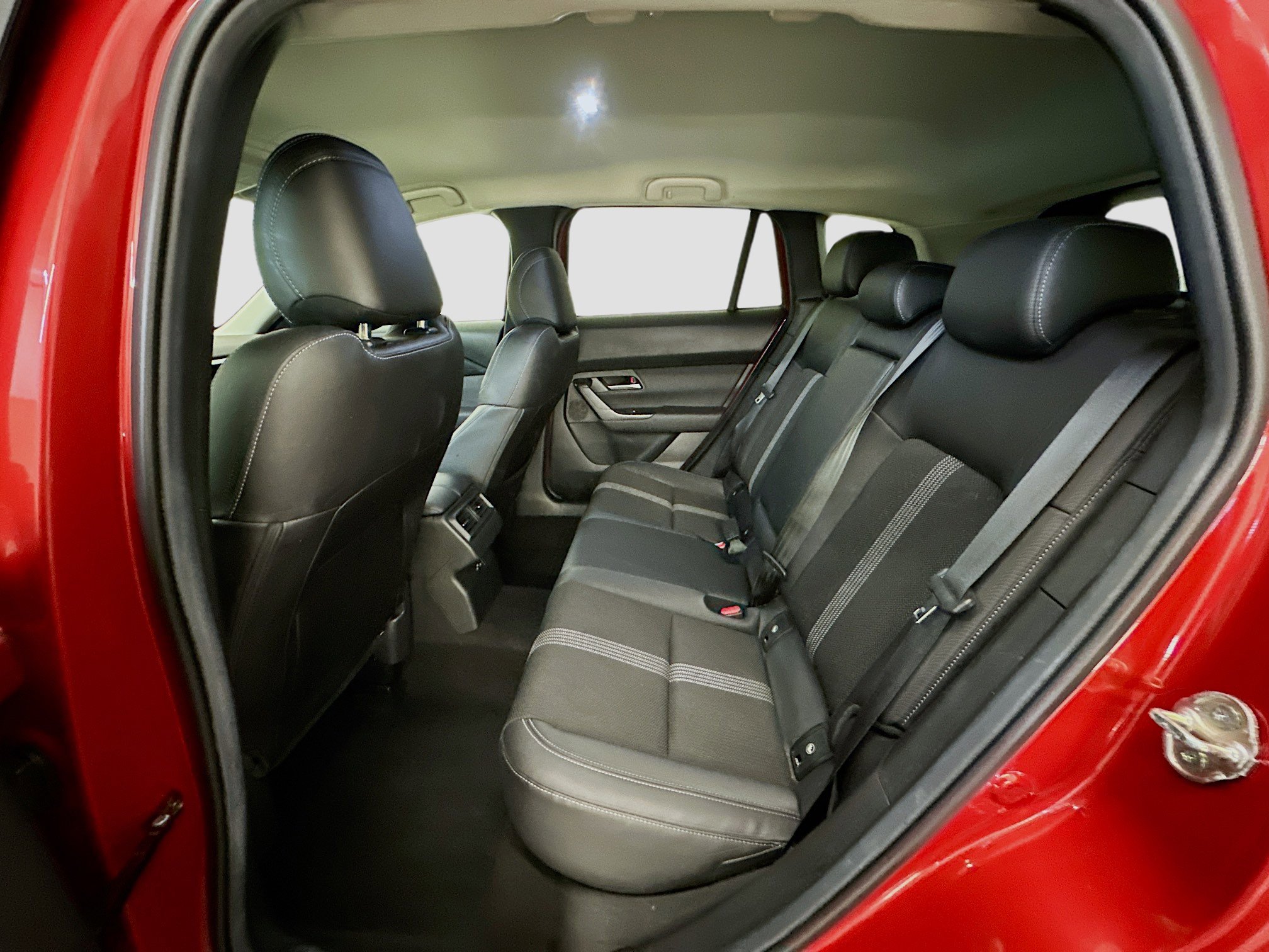 Used 2025 MAZDA CX-50 AWD 2.5 S w/ Preferred Package image 29