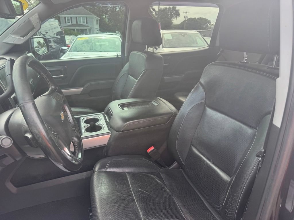 Used 2016 Chevrolet Silverado 1500 LTZ w/ LTZ Plus Package AWD/4WD image 28