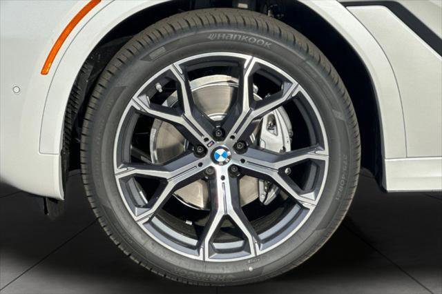 New 2026 BMW X6 xDrive40i w/ Executive Package AWD/4WD image 26