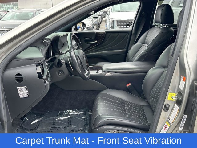 Used 2018 Lexus LS 500 w/ Luxury Package RWD image 17