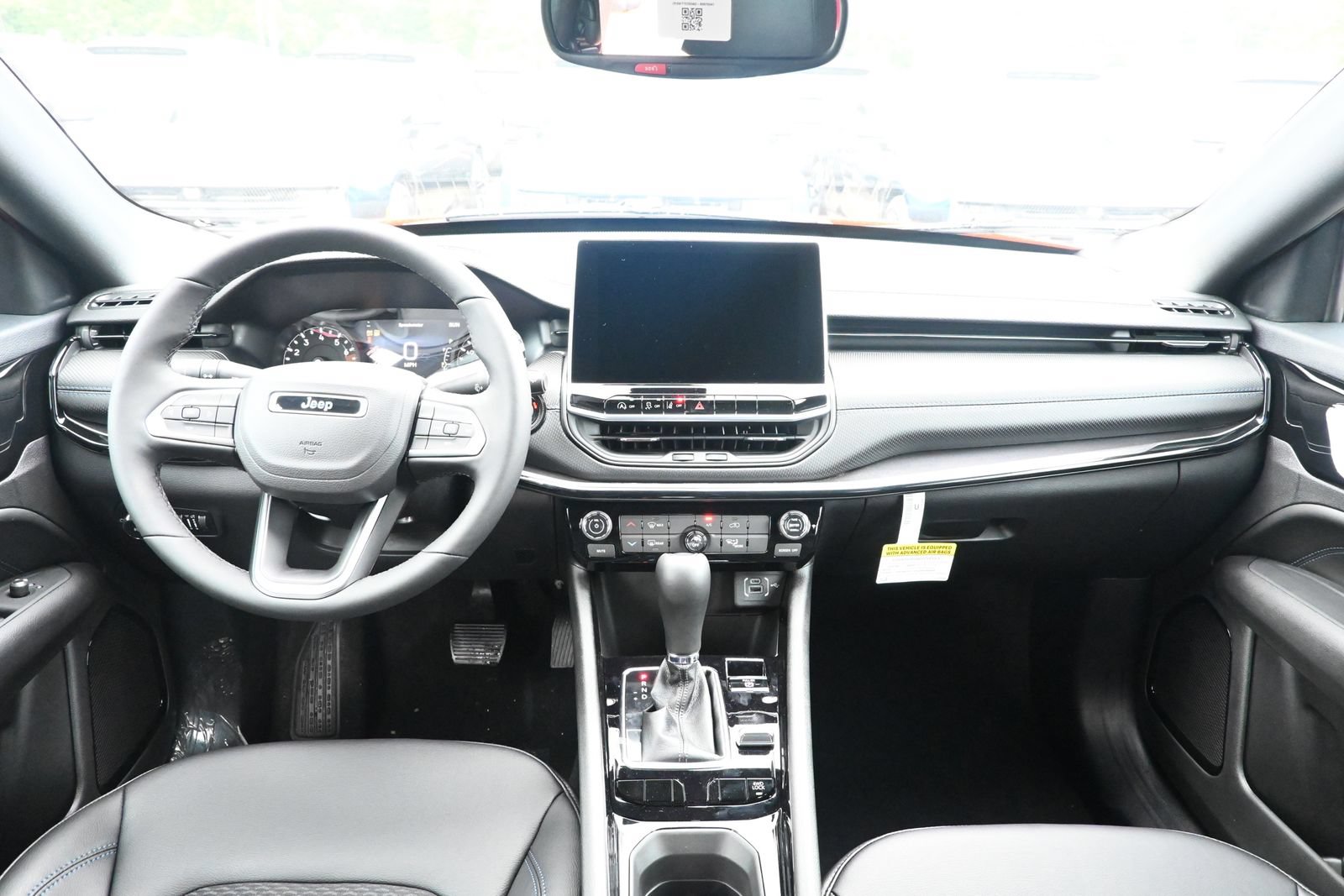 New 2026 Jeep Compass Latitude AWD/4WD image 25