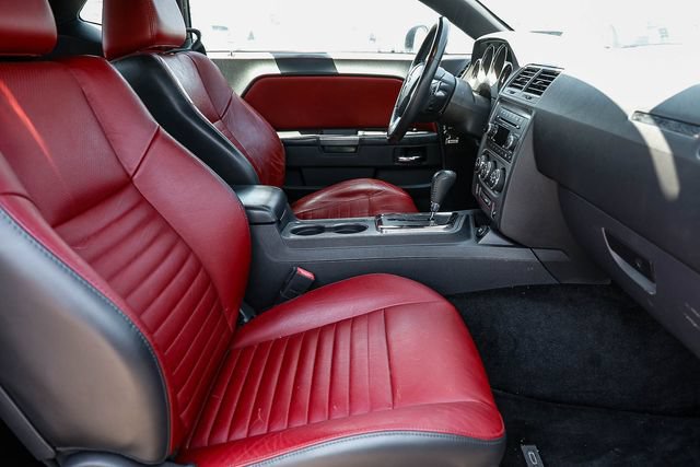 Used 2013 Dodge Challenger R/T RWD image 16