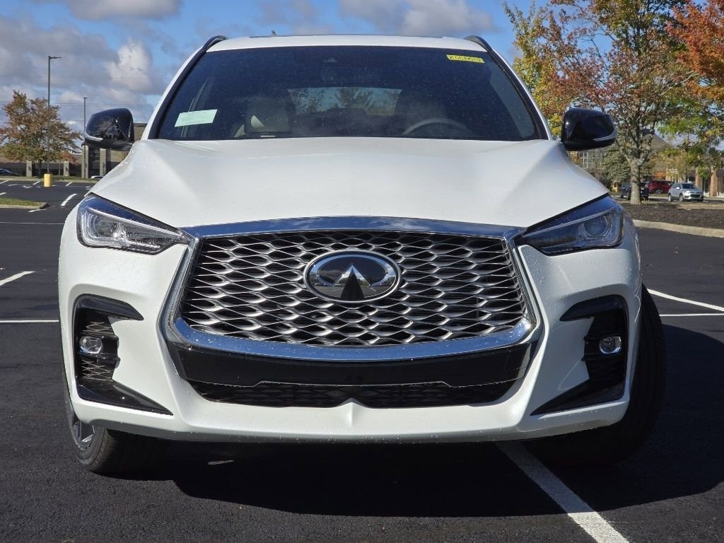 Certified 2025 INFINITI QX55 Luxe w/ Cargo Package image 13