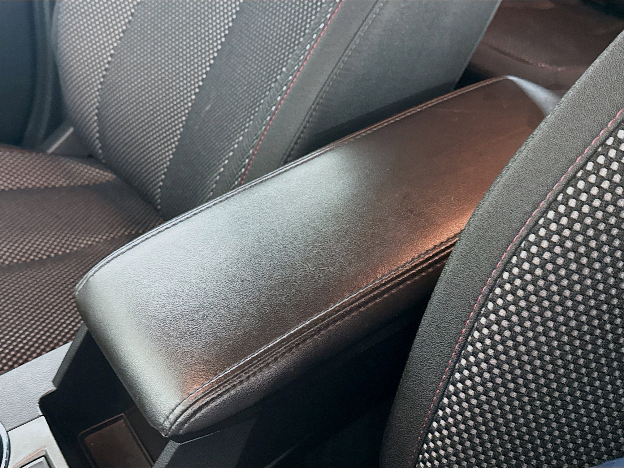 Used 2017 Chevrolet Equinox LT w/ Convenience Package image 18