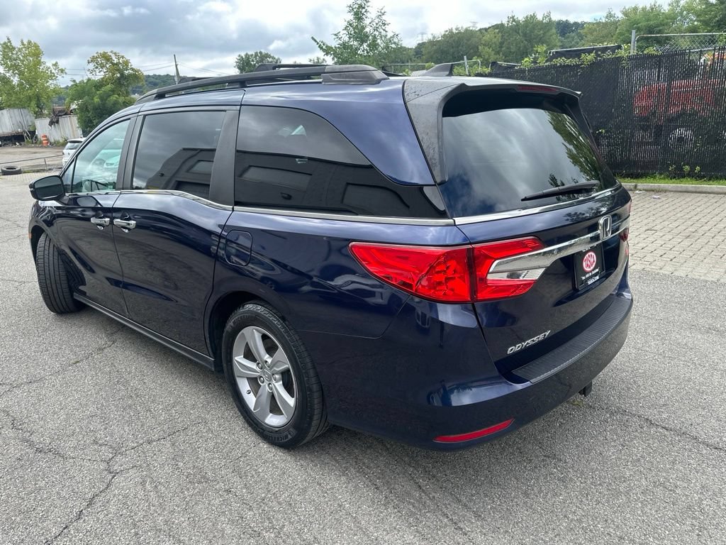 Used 2018 Honda Odyssey EX image 4