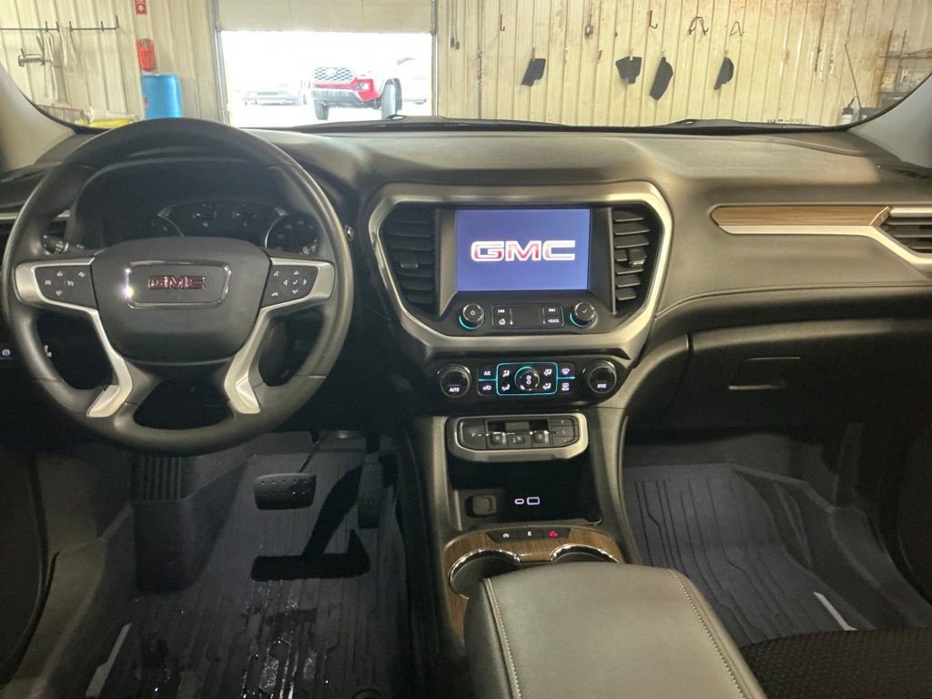 Certified 2023 GMC Acadia SLE w/ Driver Convenience Package AWD/4WD image 16