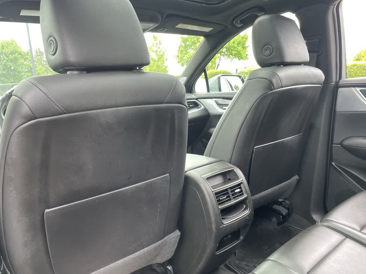 Certified 2024 Cadillac XT5 Premium Luxury AWD/4WD image 20