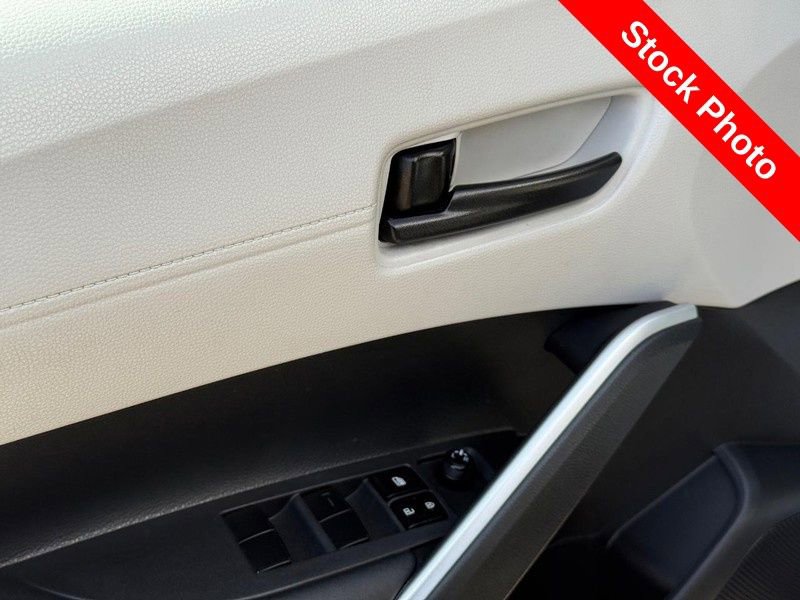 Used 2023 Toyota Corolla Cross L AWD/4WD image 18