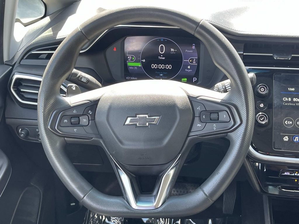 Used 2023 Chevrolet Bolt LT FWD image 9