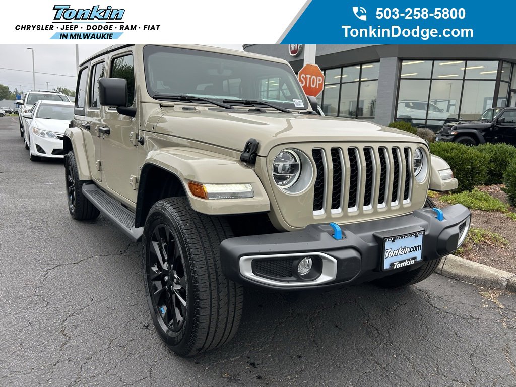 Used 2022 Jeep Wrangler Unlimited Sahara w/ Cold Weather Group
