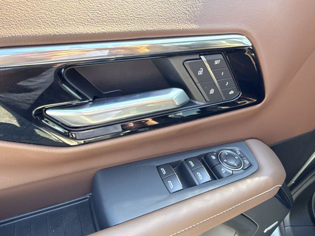 New 2026 Chevrolet Suburban High Country w/ Sun And Tow Package image 15