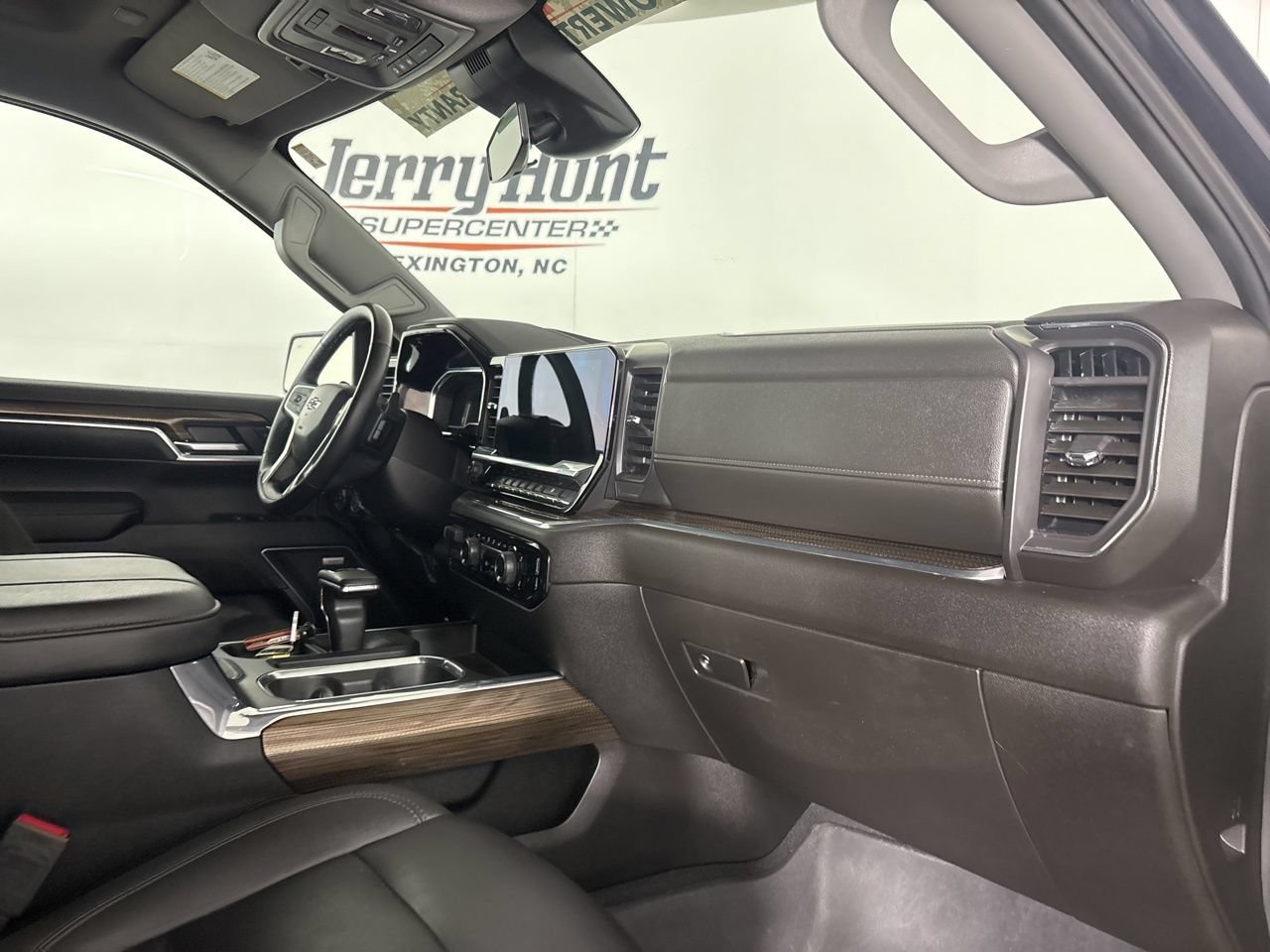 Used 2024 Chevrolet Silverado 1500 RST w/ All Star Edition Plus AWD/4WD image 28