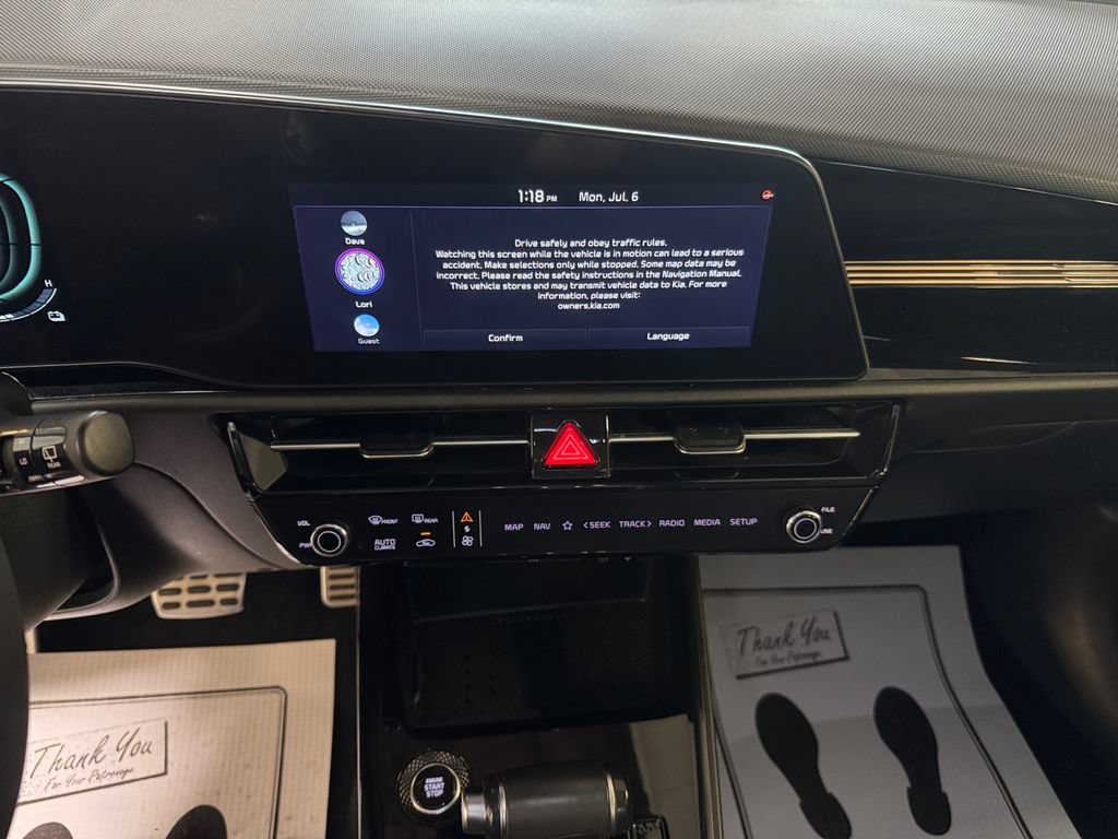 Certified 2023 Kia Niro EX Touring FWD image 22
