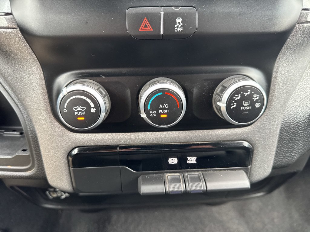 Used 2024 RAM 3500 Tradesman AWD/4WD image 17