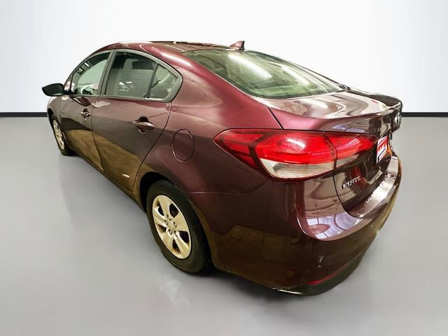 Used 2018 Kia Forte LX image 8